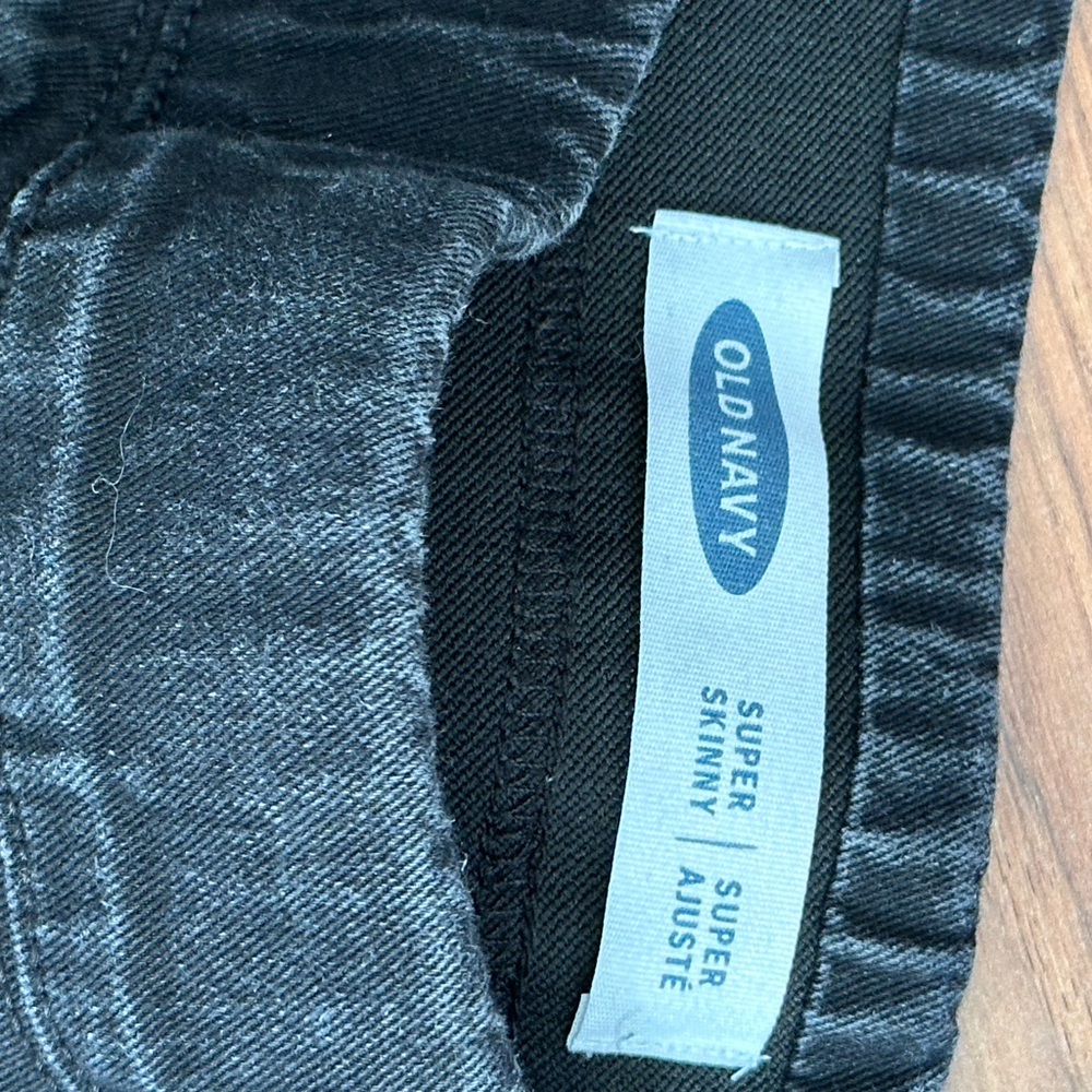 Old Navy Women's Skinny Jeans - Dark Blue - Picture 5 of 10